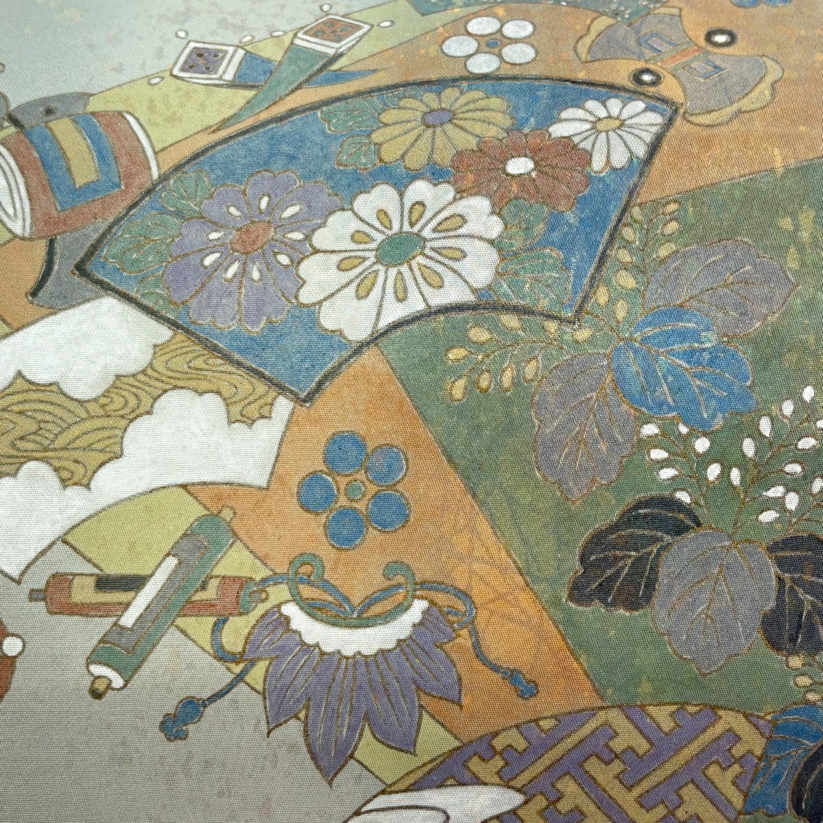 【美品】 袋帶 秀品級 扇子面 寶物滿載 金金箔 金銀彩 淺綠 お太鼓圖案 純蠶絲