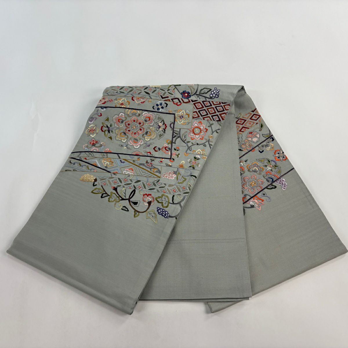 袋帶 秀品級 華紋 花唐草紋 刺繡 金絲 淺綠 お太鼓圖案 純蠶絲