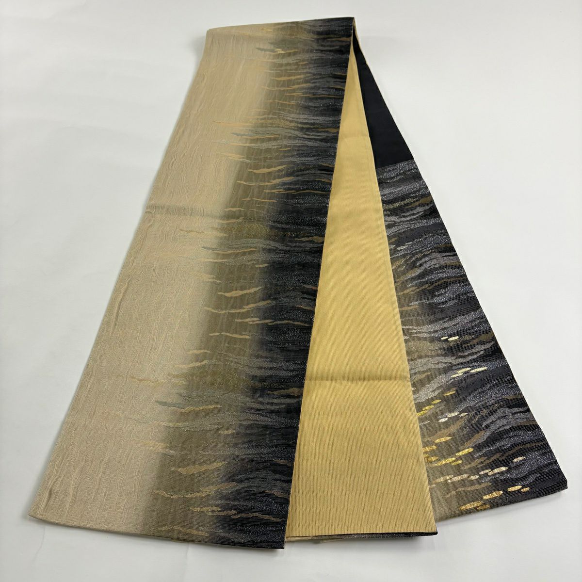 【美品】 袋帶 秀品級 霞 金金箔 金絲 淺茶 六通 純蠶絲