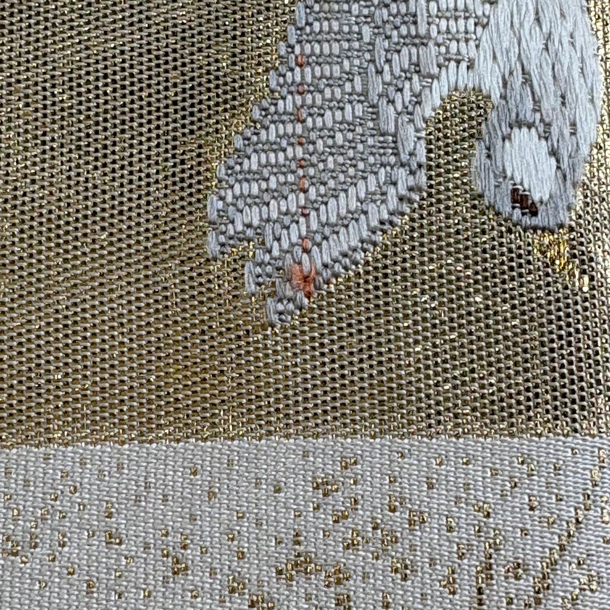 【美品】 袋帶 秀品級 關西仕立 草花紋紋 鳥 金絲 金金箔 金色 六通 純蠶絲