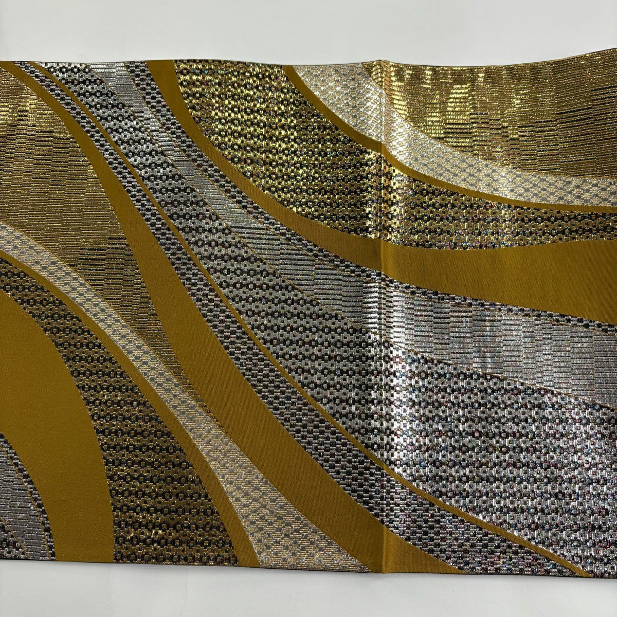 【美品】 袋帶 秀品級 幾何學 金金箔 黃土 深色 六通 純蠶絲