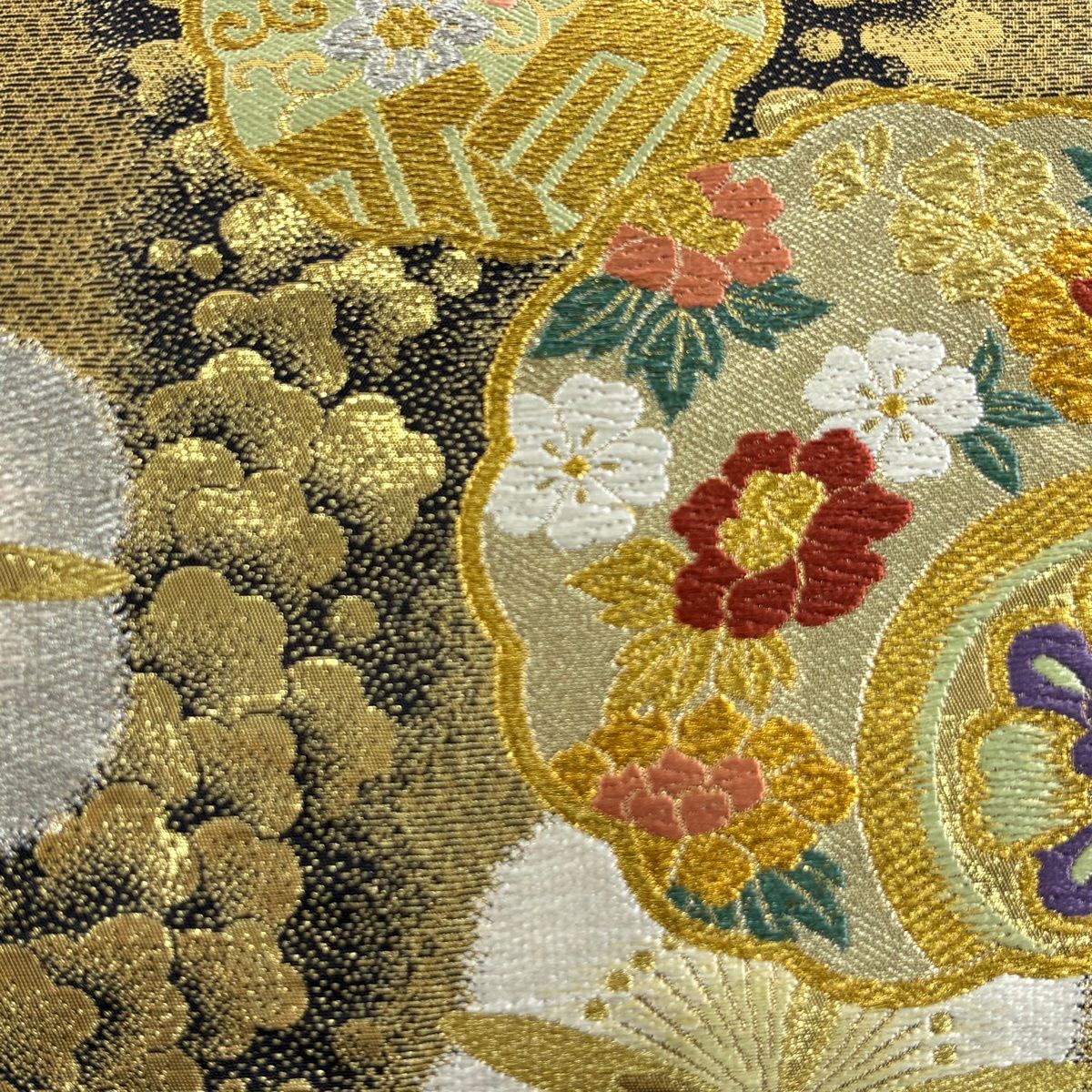 【美品】 袋帶 秀品級 振袖禮服禮服 梅花 草花紋 金銀彩 金金箔 金色 六通 純蠶絲