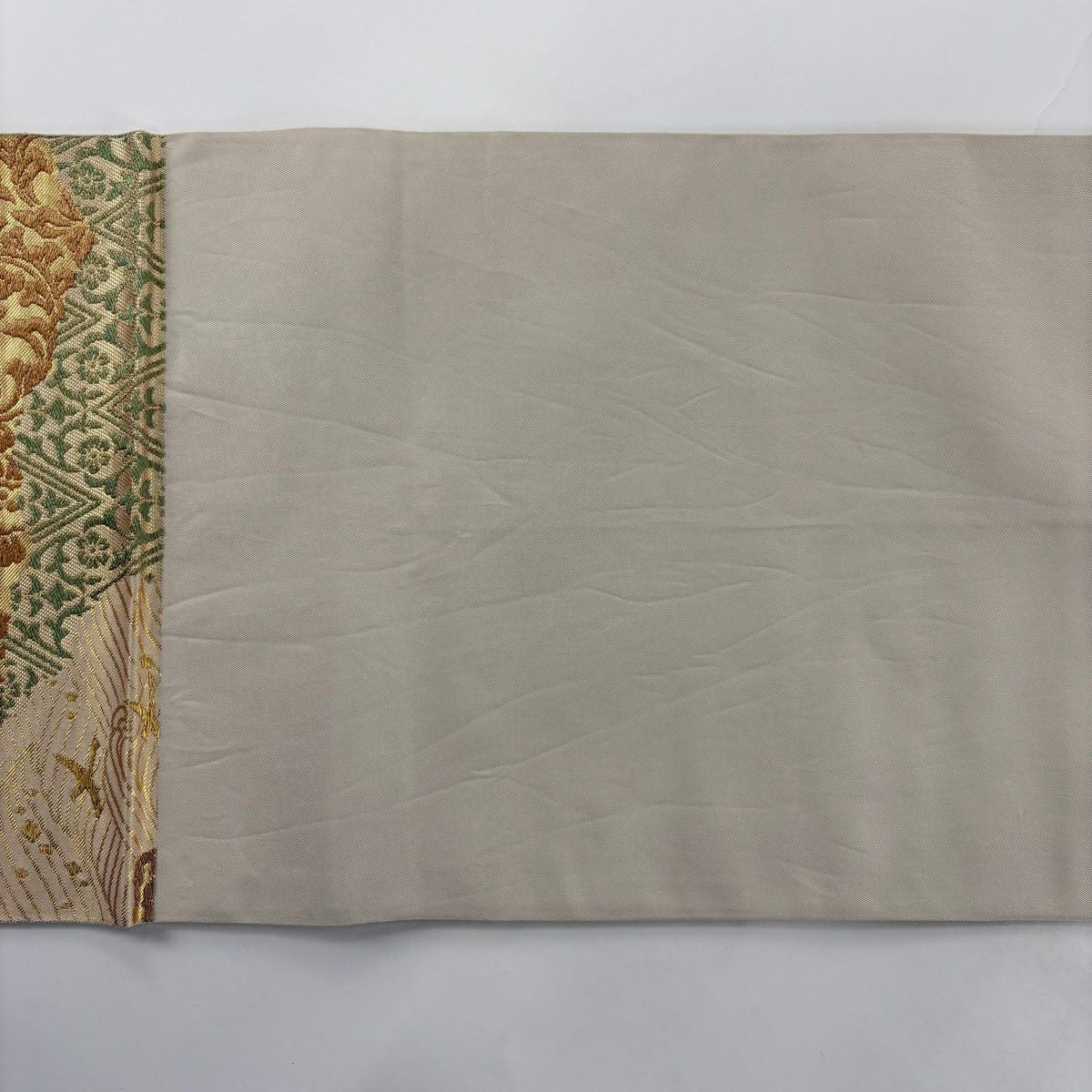 【美品】 袋帶 秀品級 川島織物 落款 花唐草紋 華紋 金金箔 金絲 淺茶 六通 純蠶絲