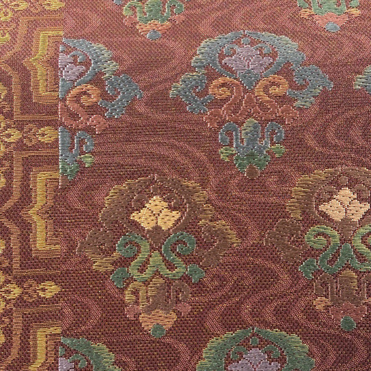 【美品】 袋帶 秀品級 草花紋 流水 刺繡 金線 深紅 六通 純蠶絲