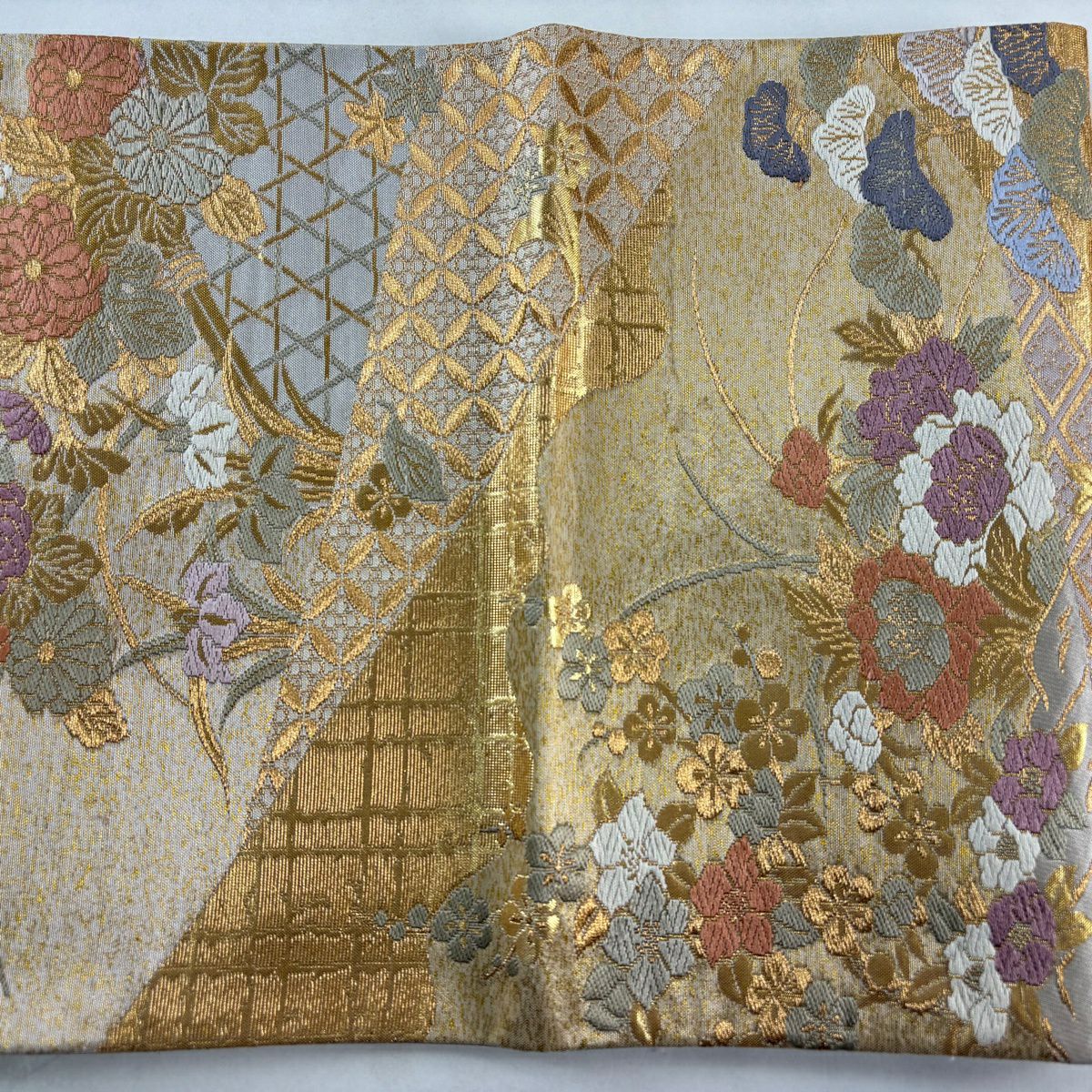 【美品】 袋帶 秀品級 秋草 有職紋樣 金絲 金金箔 金色 六通 純蠶絲