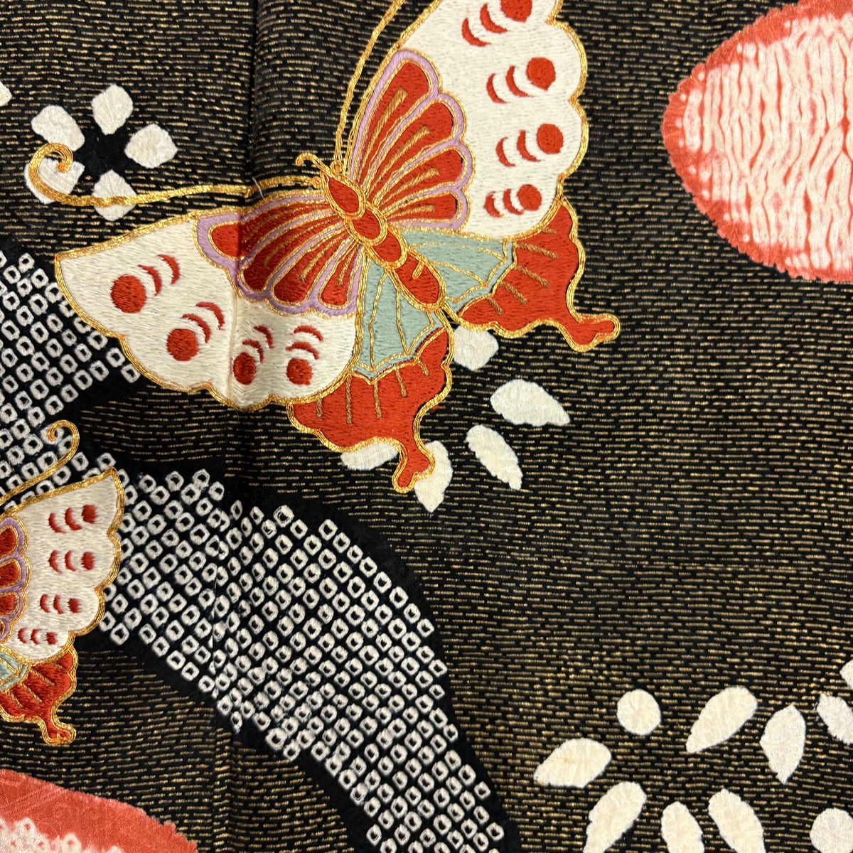 【美品】振袖禮服 身長162.5cm 袖長64cm M 雙層 蝶 梅花 絞染 刺繡 朱 純蠶絲 秀品級