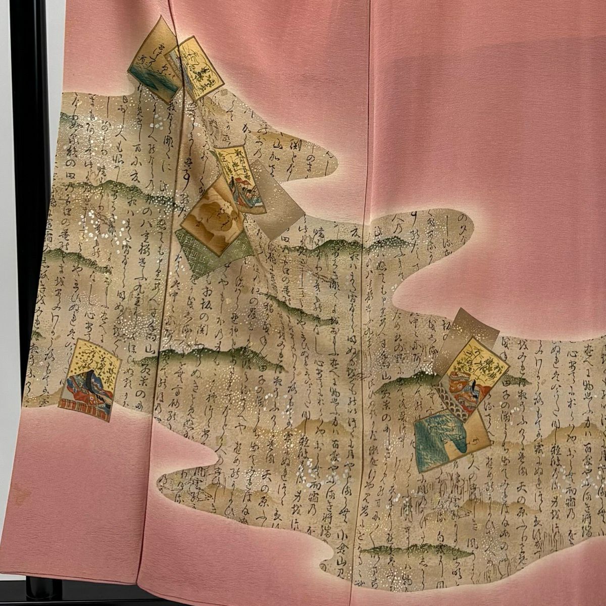 付下 身長159cm 袖長64cm M 雙層 樽本伊勢蔵 有落款 かるた 文字文 金銀彩 漸層 粉紅 純蠶絲 優品級