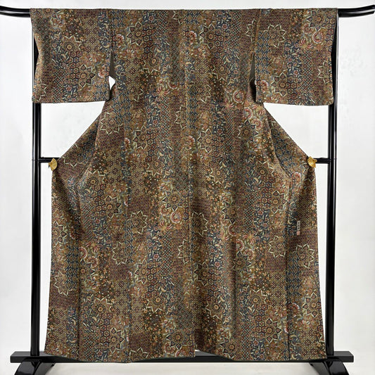 【美品】 小紋 身長157.5cm 袖長66.5cm M 雙層 二代目 更甚 落款あり 更紗 華紋 茶 純蠶絲 秀品級