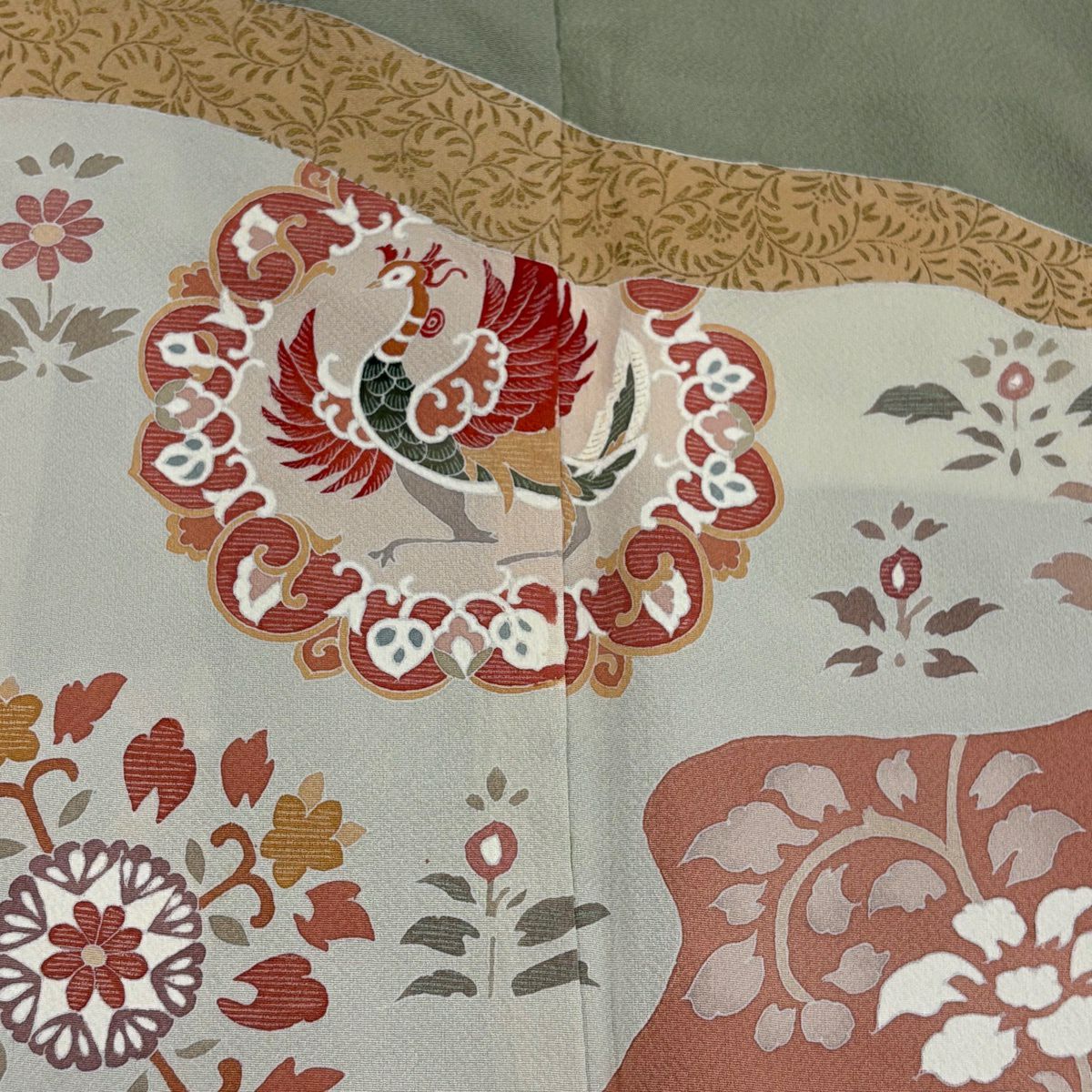 訪問服 身長152.5cm 袖長62.5cm S 雙層 落款 鳳凰 草花紋 金彩裝飾 染分 灰綠 純蠶絲 秀品級