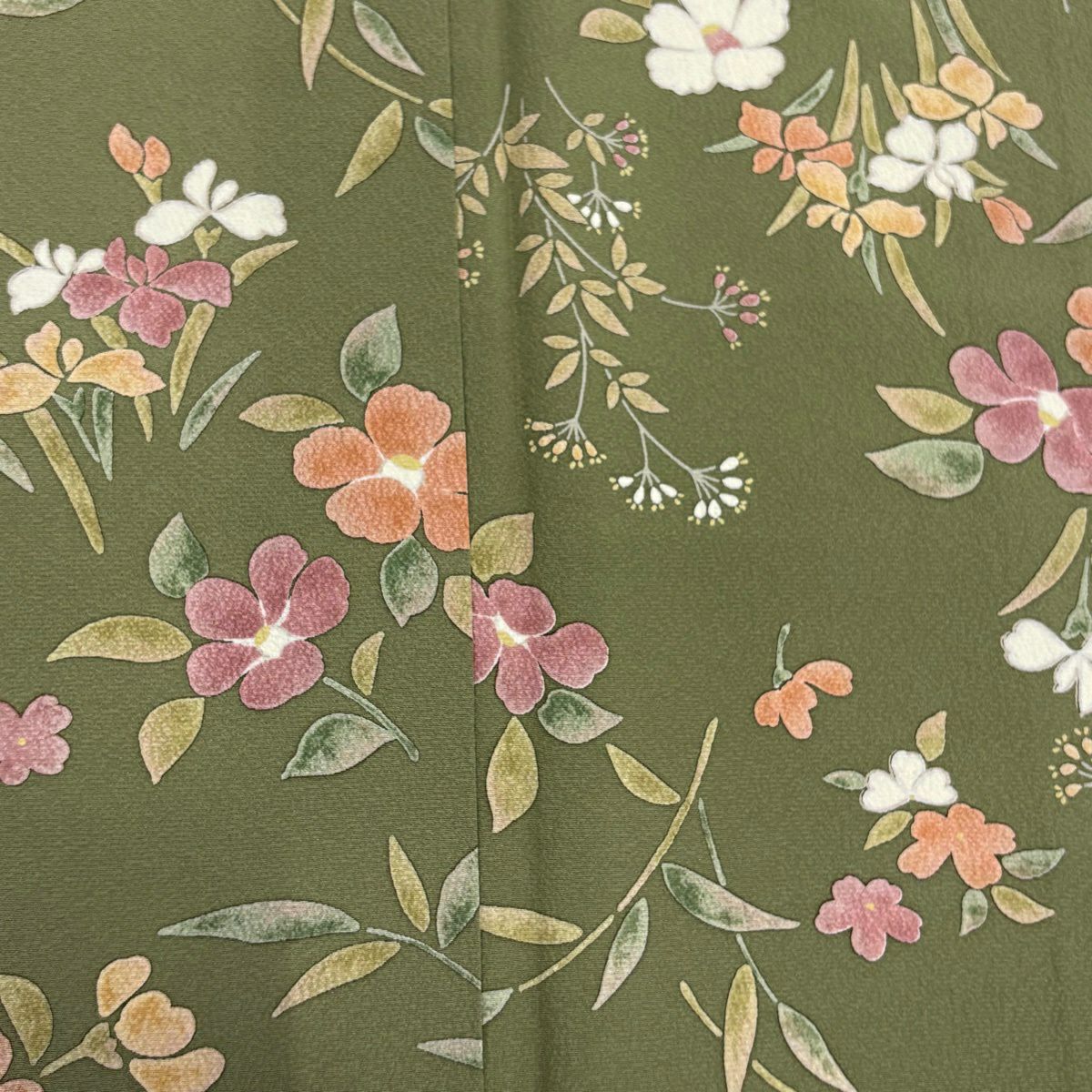 【美品】 小紋 身長160cm 袖長64.5cm M 雙層 椿 草花紋紋 絞染 艾草色 純蠶絲 秀品級
