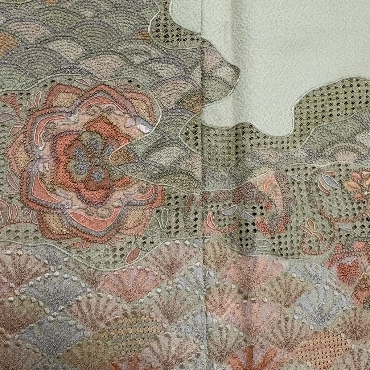 色留袖禮服 身長159cm 袖長64.5cm M 雙層 落款あり 華紋 青海波 蘇州刺繡 米色 純蠶絲 秀品級