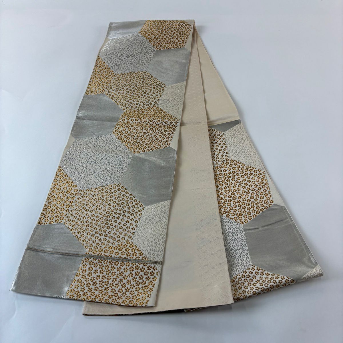 【美品】 袋帶 優品級 龜甲 小花 金銀彩 奶油 六通 純蠶絲