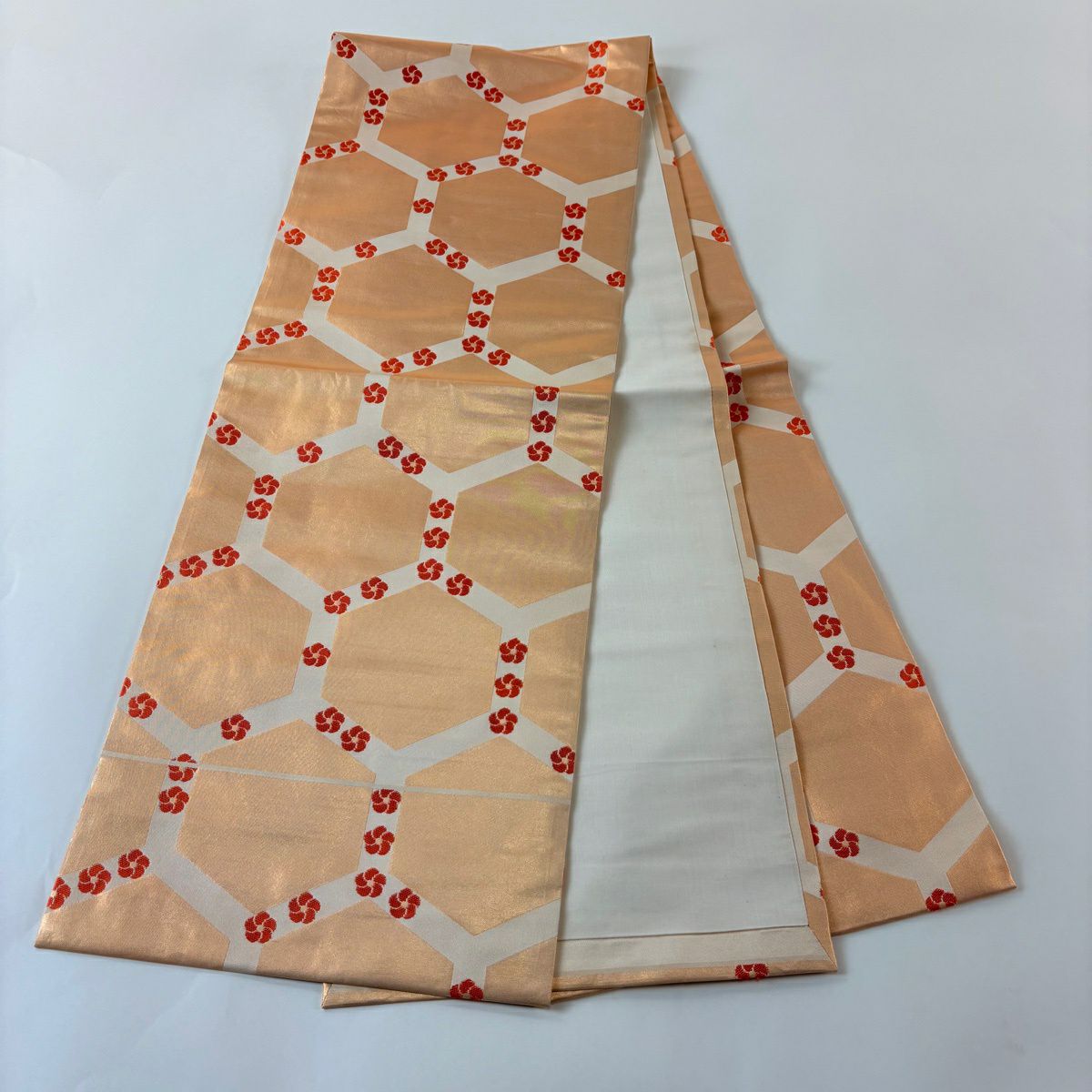 開口名古屋帶 優品級 桝屋高尾 落款あり 龜甲花 淡橙色 純蠶絲