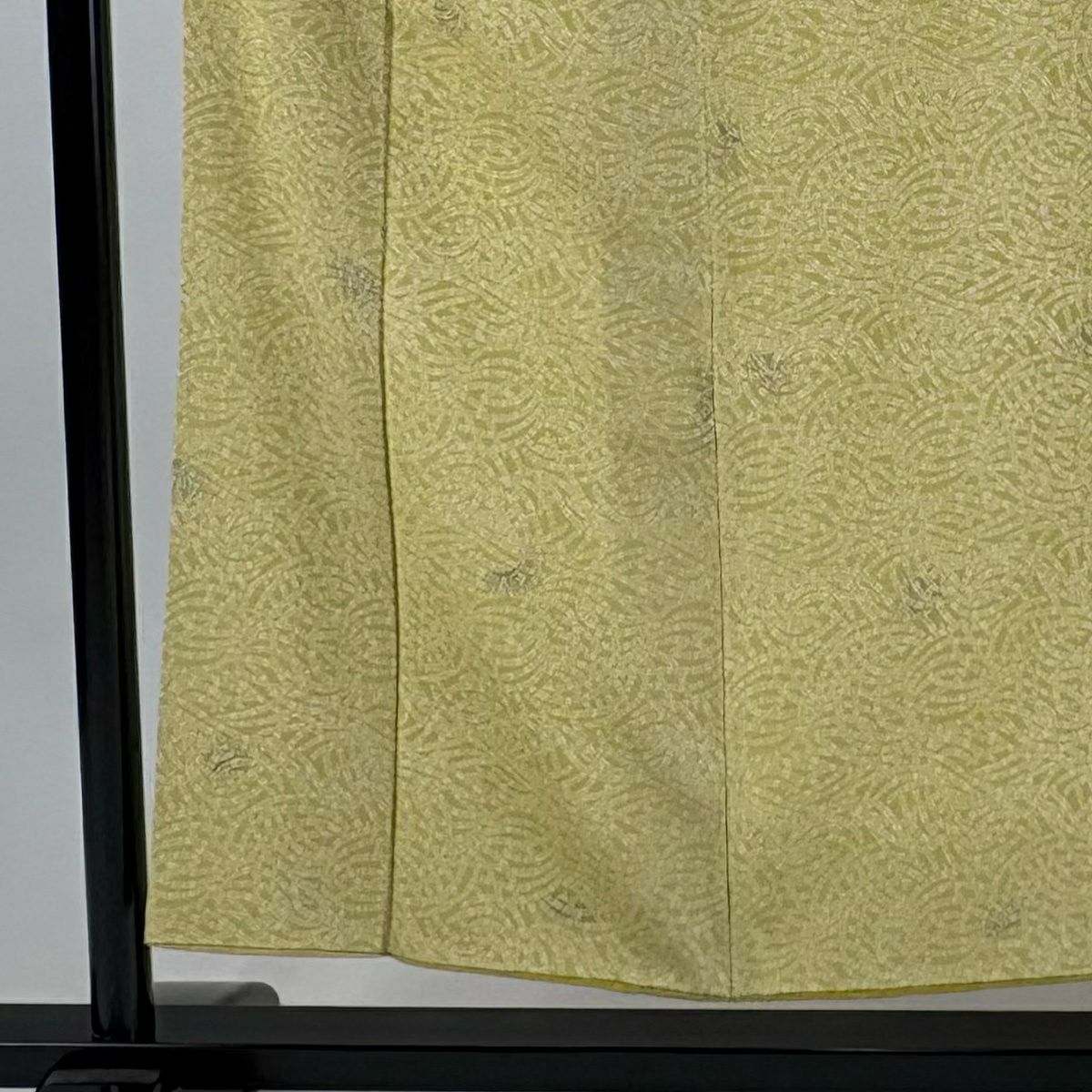 【美品】 小紋 身長154cm 袖長60.5cm S 雙層 幾何學 漸層 黃色 純蠶絲 優品級