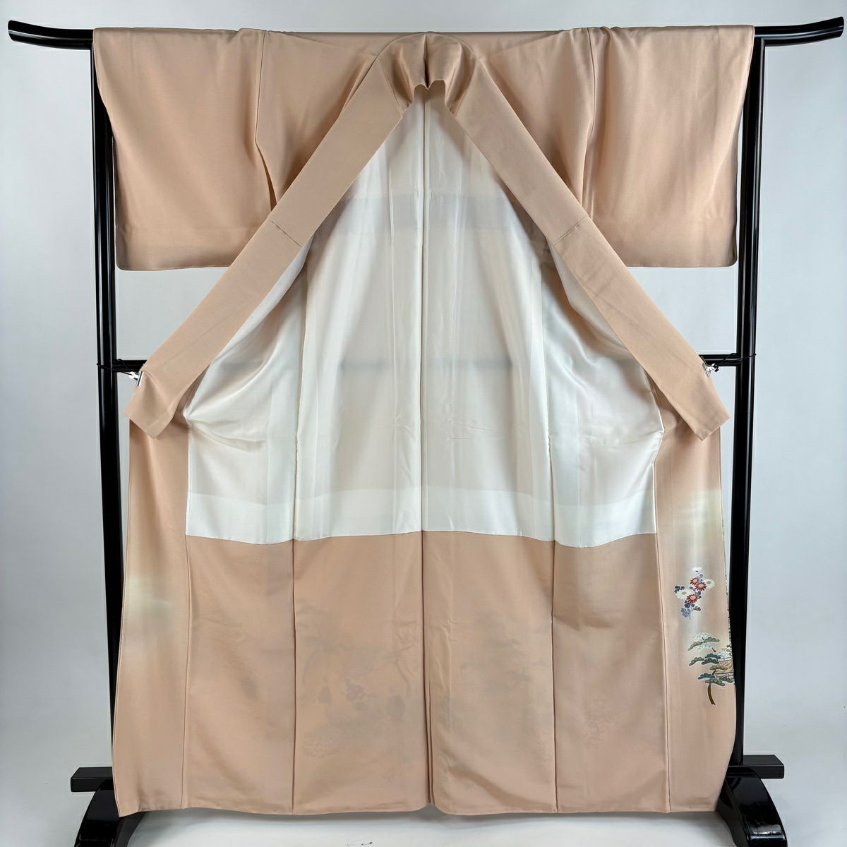 【美品】 留袖禮服禮服 身長166cm 袖長65.5cm M 雙層 落款あり 人物 風景 金糸 漸層 粉米色 純蠶絲 優品級 三つ紋