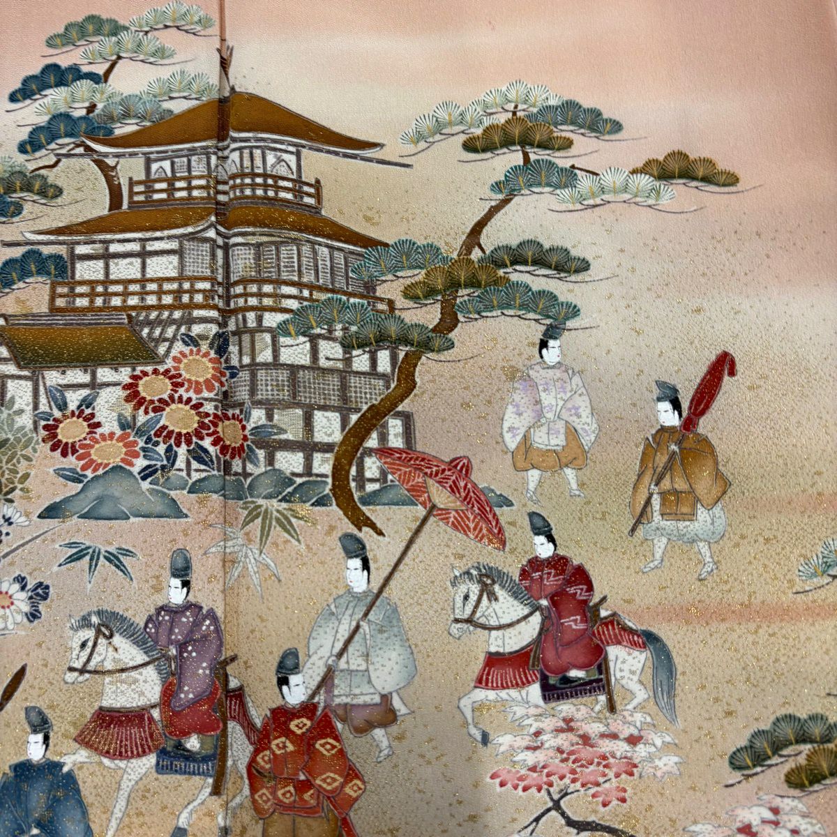 【美品】 留袖禮服禮服 身長166cm 袖長65.5cm M 雙層 落款あり 人物 風景 金糸 漸層 粉米色 純蠶絲 優品級 三つ紋
