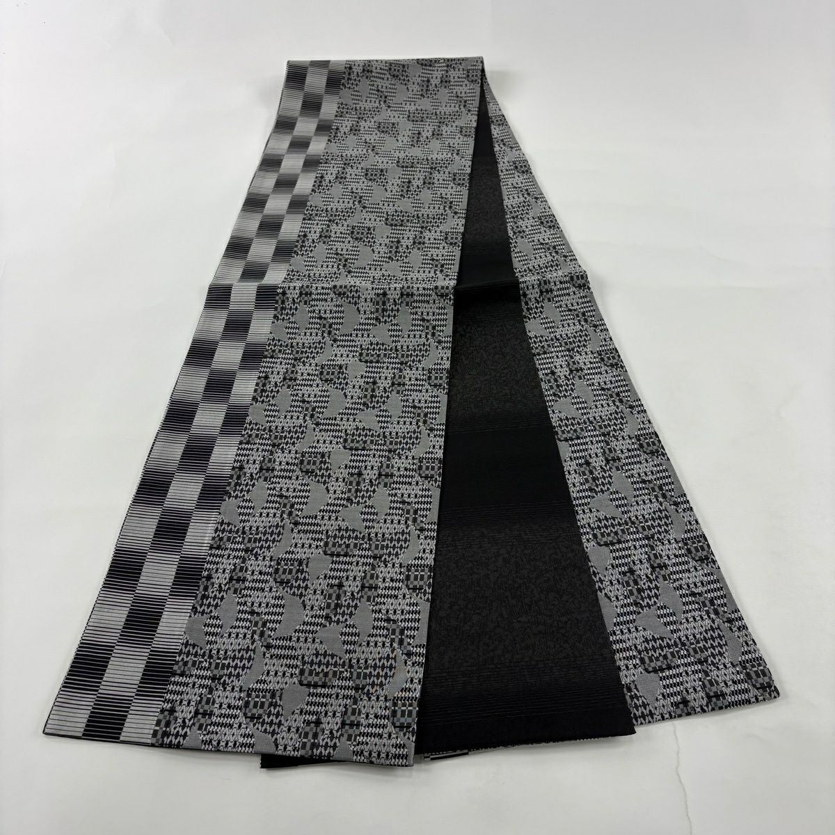 【美品】 袋帶 秀品級 幾何學 黑灰 全通 純蠶絲