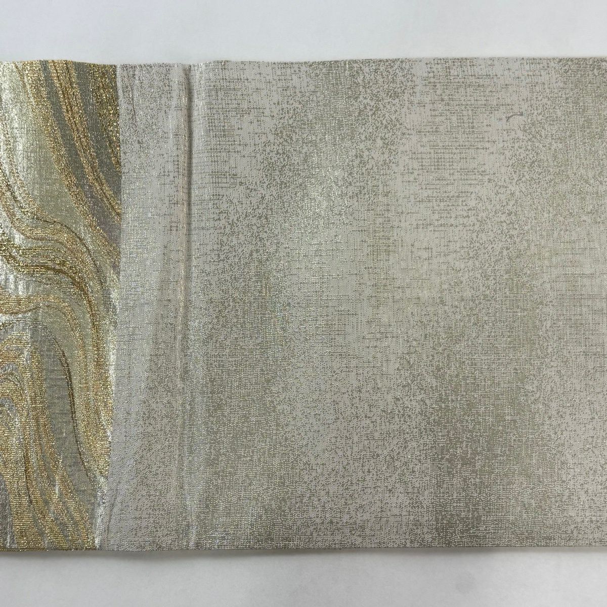 【美品】 袋帶 秀品級 洗雲紋樣 本金金箔 金 六通 純蠶絲
