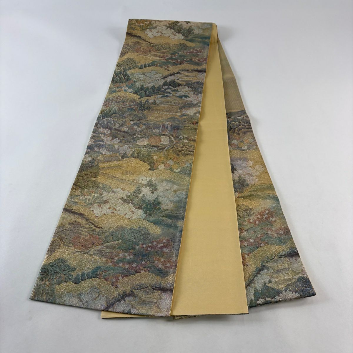 【美品】 袋帶 秀品級 金閣寺 風景 金絲 金金箔 金色 大鼓圖案 純蠶絲