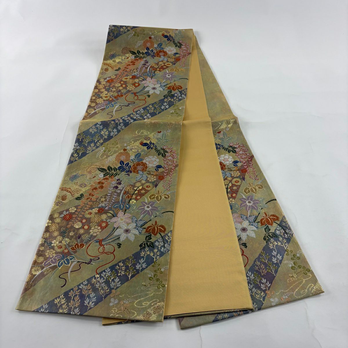 【美品】 袋帶 秀品級 慶長花束紋 寶盡くし 唐織 金絲 金 六通 純蠶絲