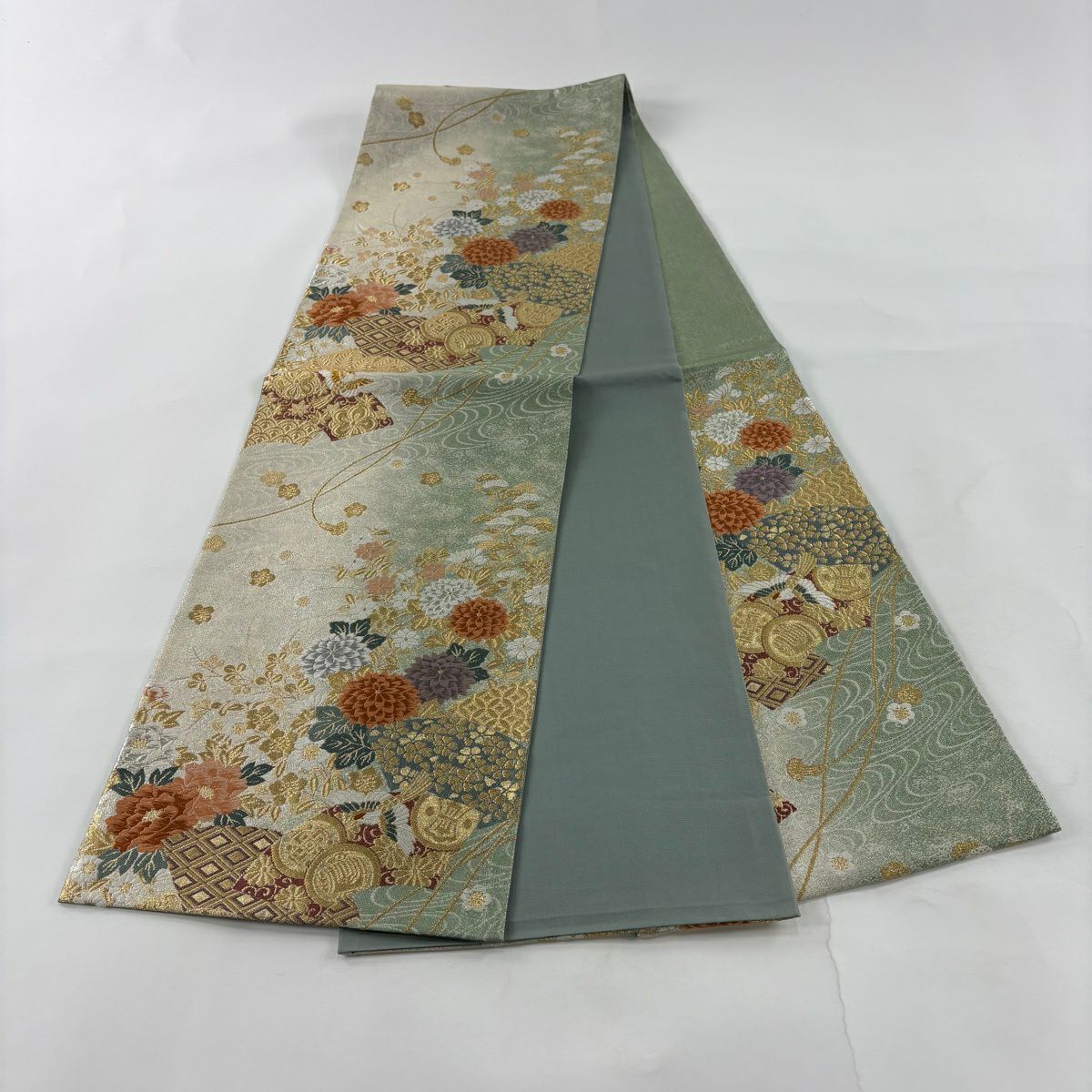 【美品】 袋帶 秀品級 花鳥 寶盡くし 唐織 金銀絲 淺綠 六通 純蠶絲