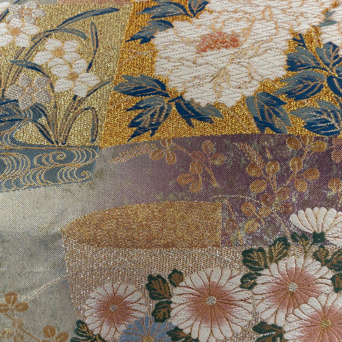【美品】 袋帶 秀品級 卷物 草花紋 金銀糸 金金箔 金色 六通 純蠶絲