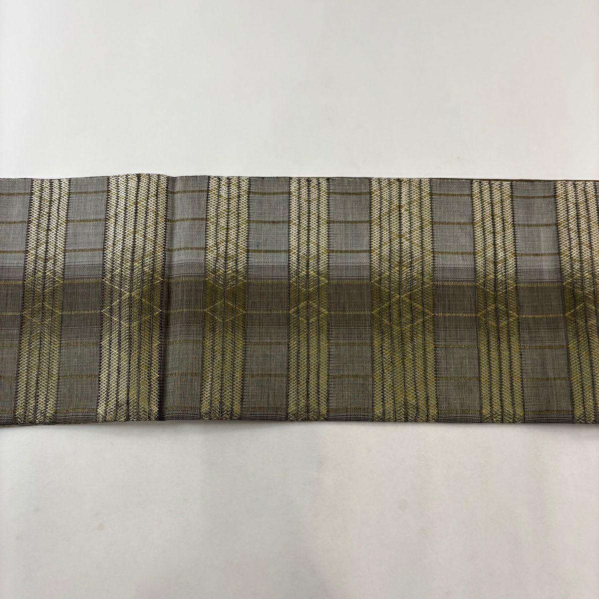 【美品】 袋帶 秀品級 縞 幾何學 金絲 灰綠 お太鼓圖案 純蠶絲