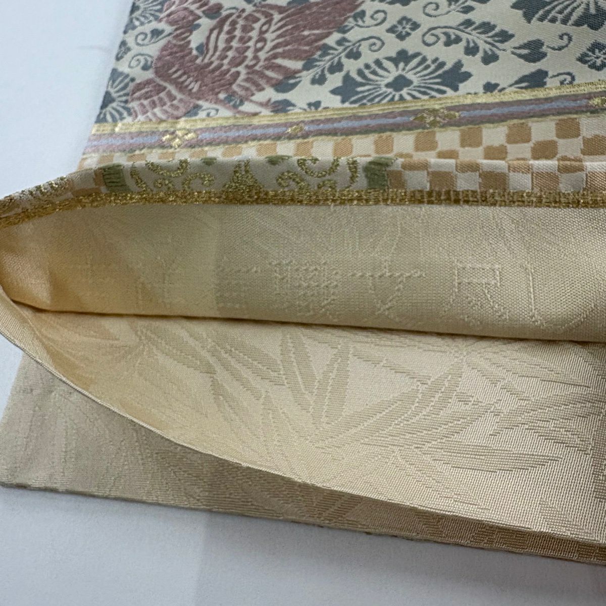 【美品】 袋帶 秀品級 吉祥有職文盡花鳥 唐織 金銀糸 米色 六通 純蠶絲