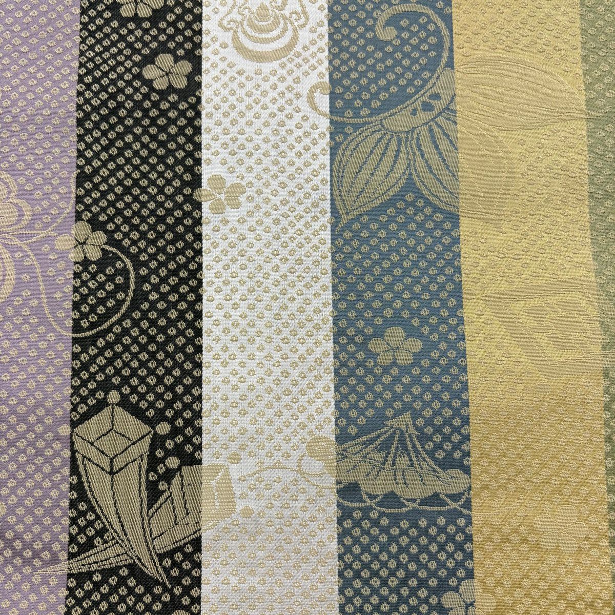 袋帶 秀品級 寶盡くし 米色 全通 純蠶絲