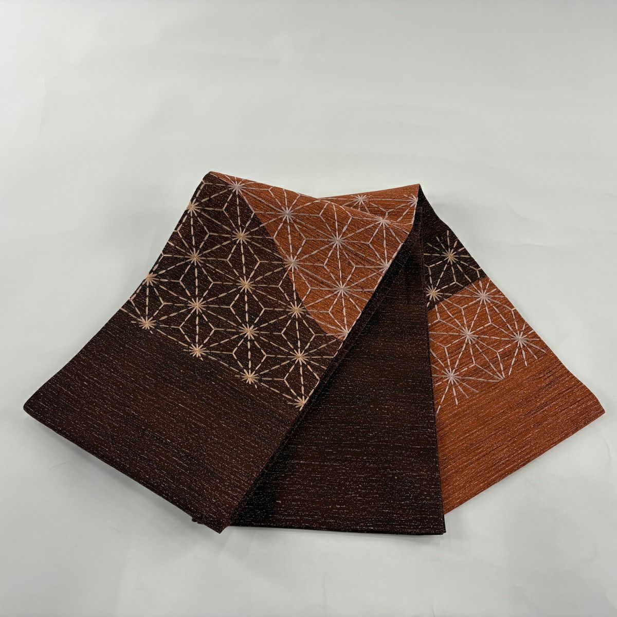 袋帶 秀品級 麻葉刺繡 茶 お太鼓圖案 純蠶絲