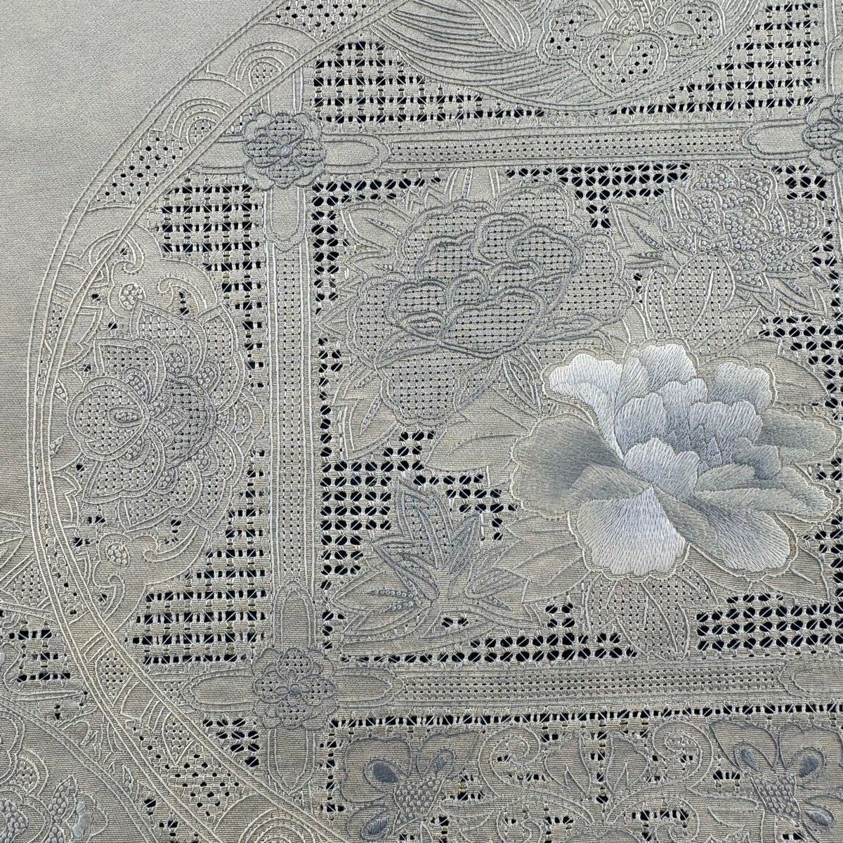 袋帶 秀品級 草花紋紋 刺繡 灰白 お太鼓柄 純蠶絲