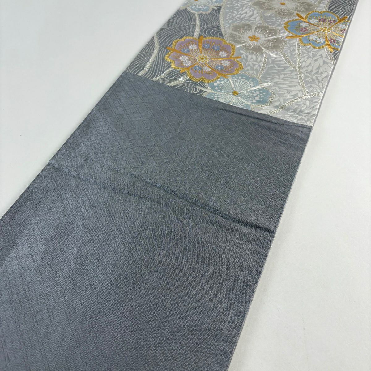 【美品】 袋帶 秀品級 華紋 流水 金金箔 灰色 六通 純蠶絲