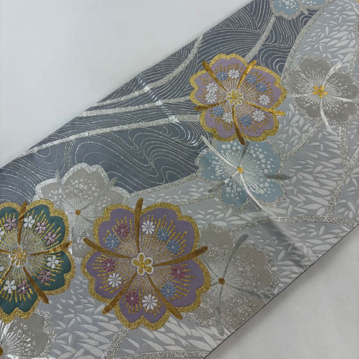 【美品】 袋帶 秀品級 華紋 流水 金金箔 灰色 六通 純蠶絲