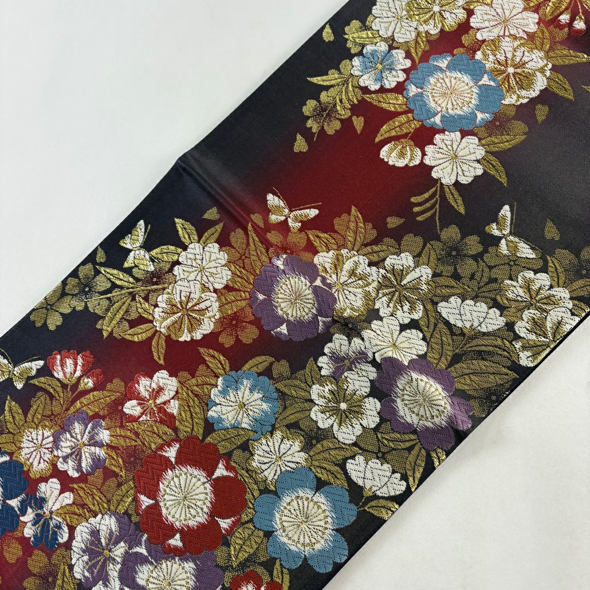 【美品】 袋帶 秀品級 草花紋紋 蝶 唐織 金絲 黑 六通 純蠶絲