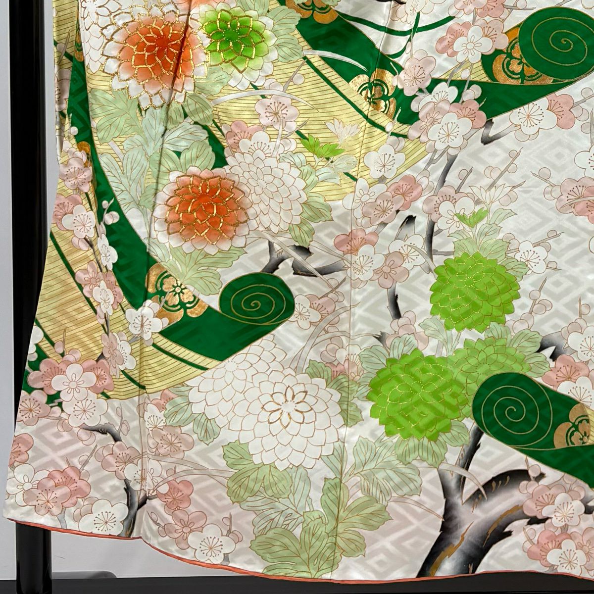 振袖禮服 身長155cm 袖長63.5cm S 雙層 菊花 枝梅花 金絲 金銀彩 奶油色 純蠶絲 優品級