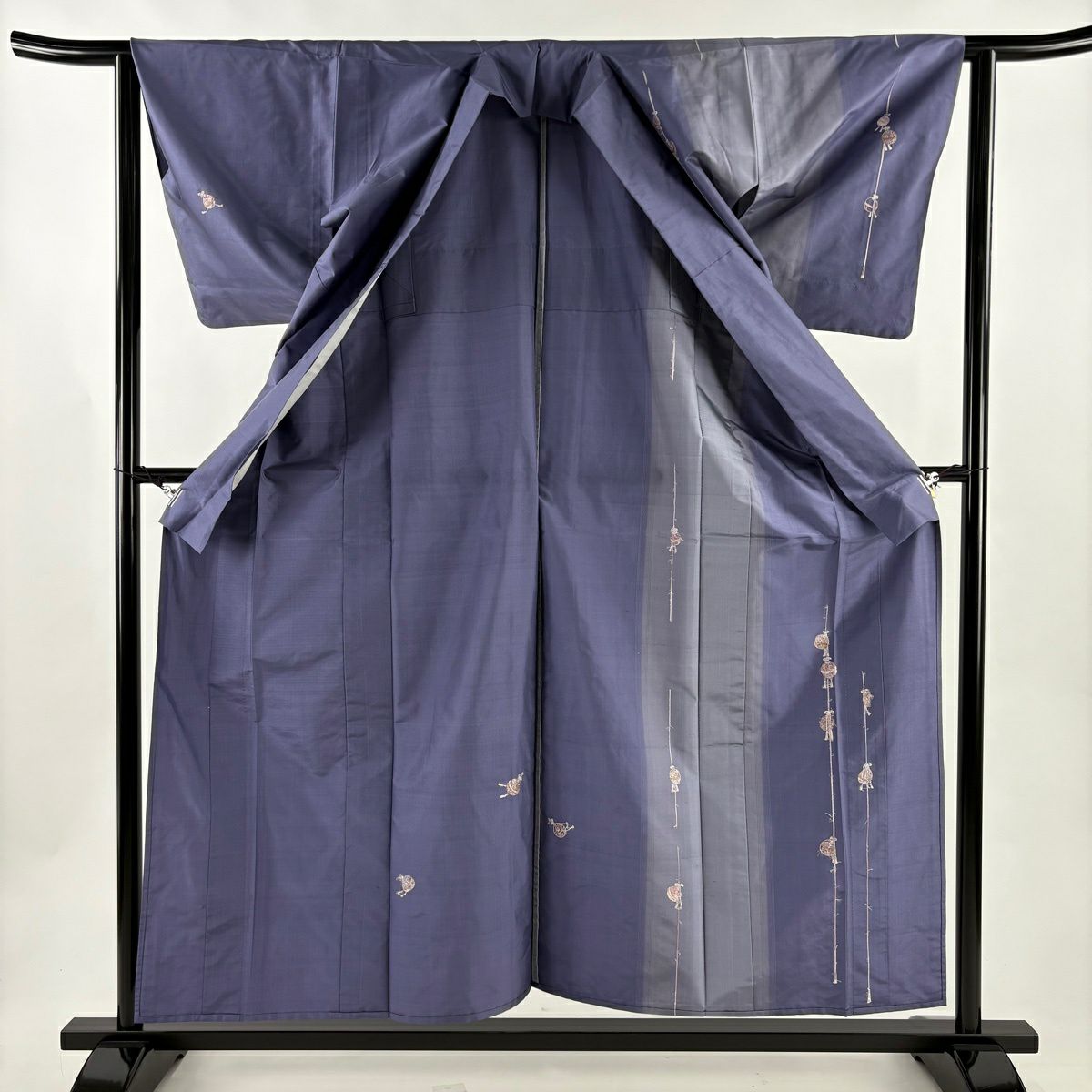 【美品】 付下 身長157.5cm 袖長62.5cm S 單層 紬織織 藥玉 草花紋紋 刺繡 淺紫 純蠶絲 優品級