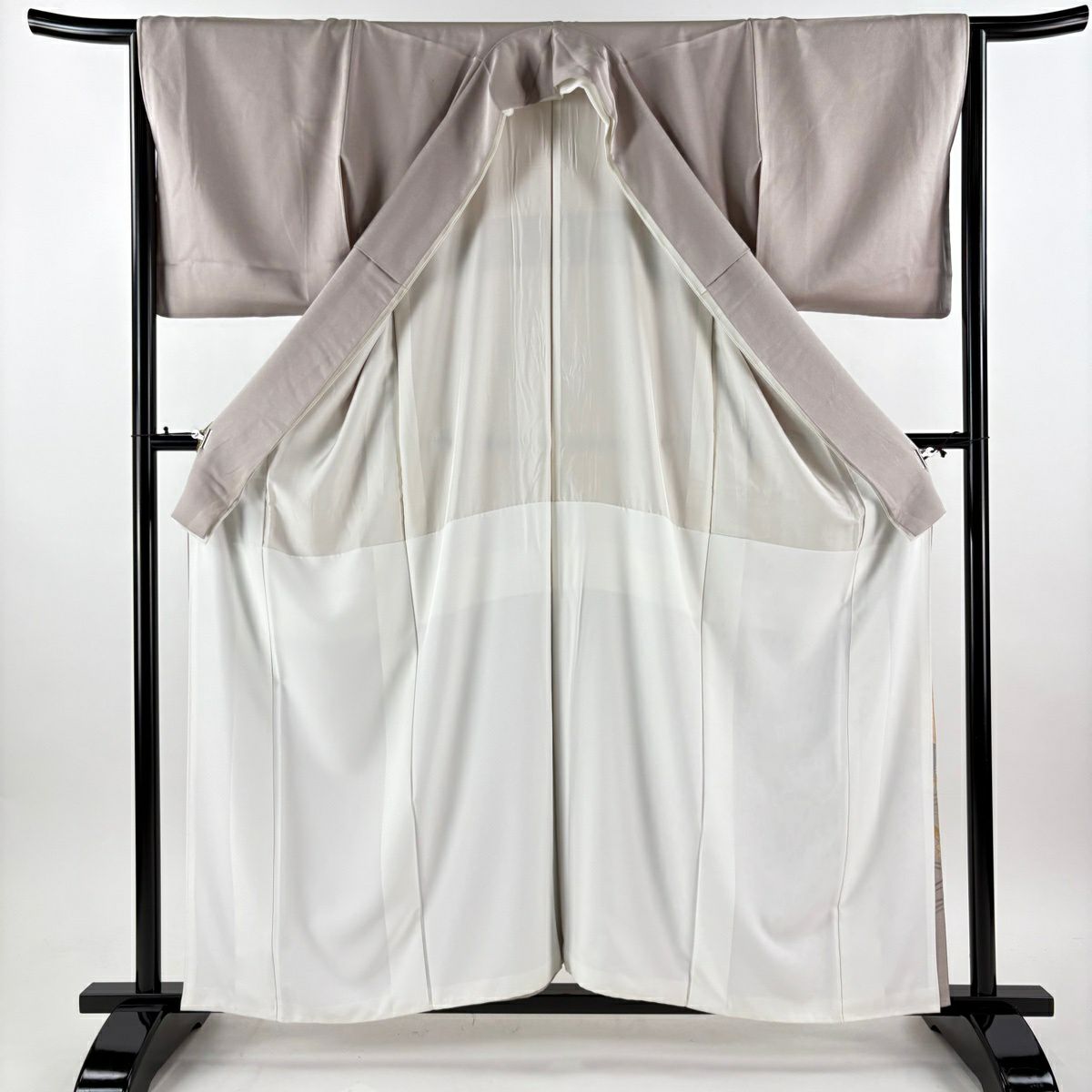 色留袖禮服 身長158.5cm 袖長65.5cm M 雙層 鴛鴦 菊花 金絲 金銀彩 灰 純蠶絲 秀品級 三つ紋