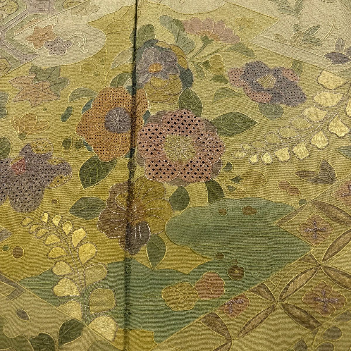 【美品】訪問服 身長155cm 袖長62.5cm S 雙層 草花紋紋 松樹皮菱刺繡 金糸 灰綠 純蠶絲 秀品級 一つ紋