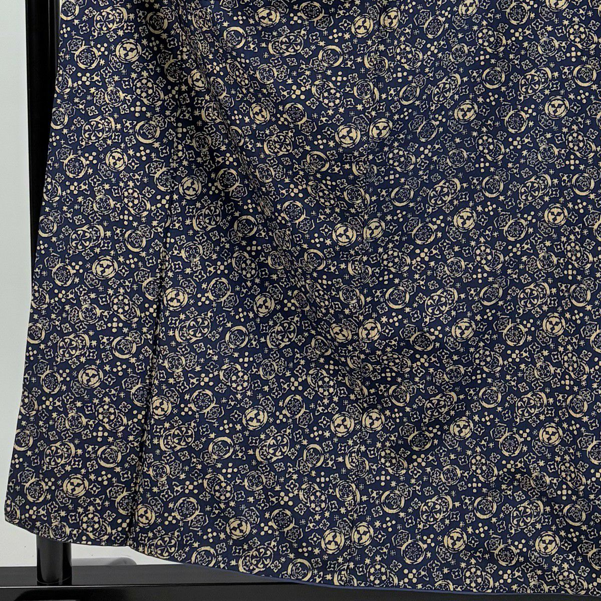 【美品】 小紋 身長158.5cm 袖長63cm S 雙層 幾何圖案 花 紬織織 深藍 純蠶絲 秀品級