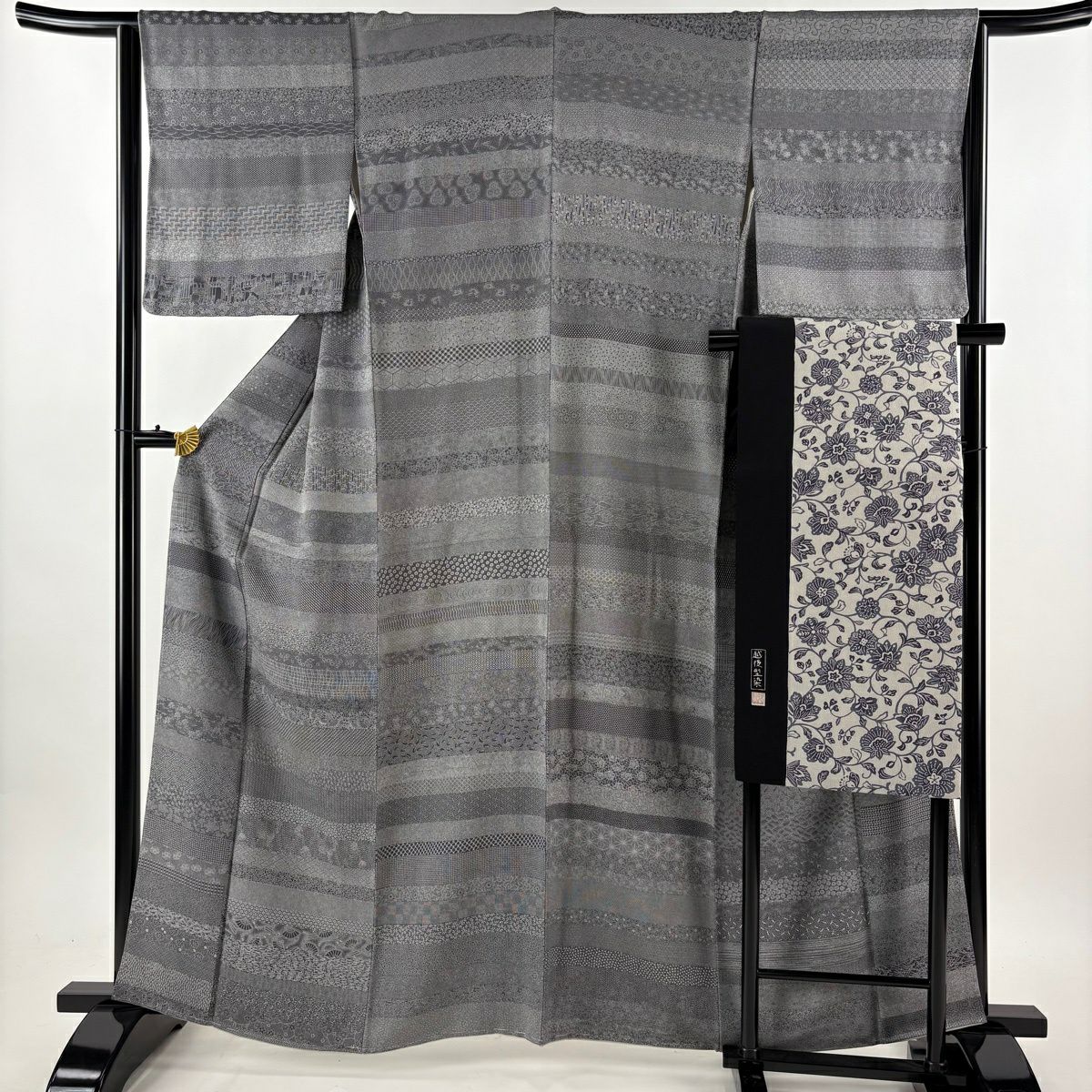 【美品】 江戶小紋 身長162.5cm 袖長64.5cm M 雙層 金田昇 名古屋帶套裝 落款あり 寄せ柄 草花紋 灰 純蠶絲 秀品級
