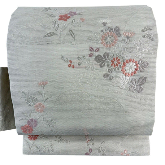 【美品】 名古屋帶 優品級 夏帶 秋草 流水 金銀彩 刺繡 灰色 純蠶絲