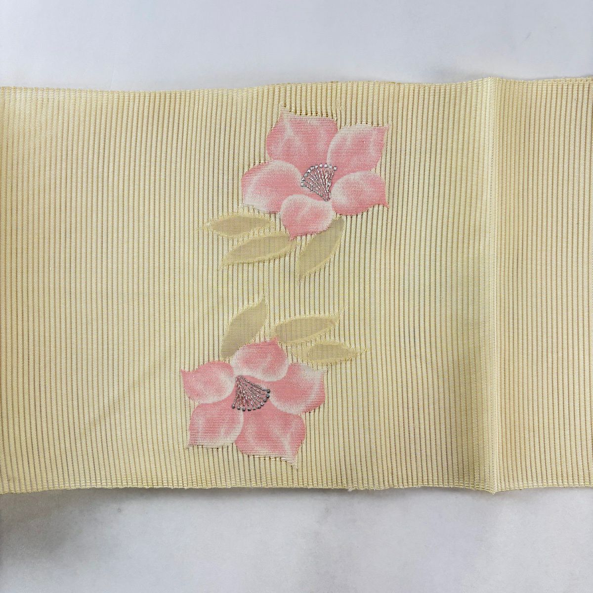 【美品】 名古屋帶 優品級 松樹葉仕立 雙層八寸名古屋帶 夏帶 絽料 トンネル仕立 草花紋紋 銀線 淺黃 純蠶絲
