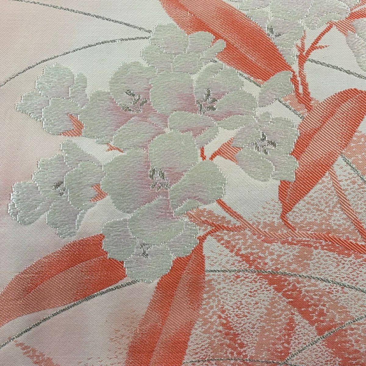 【美品】 名古屋帶 優品級 草花紋刺繡 銀線 淺粉色 純蠶絲