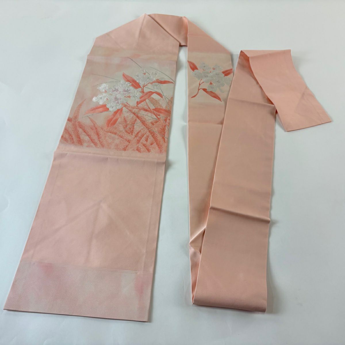 【美品】 名古屋帶 優品級 草花紋刺繡 銀線 淺粉色 純蠶絲