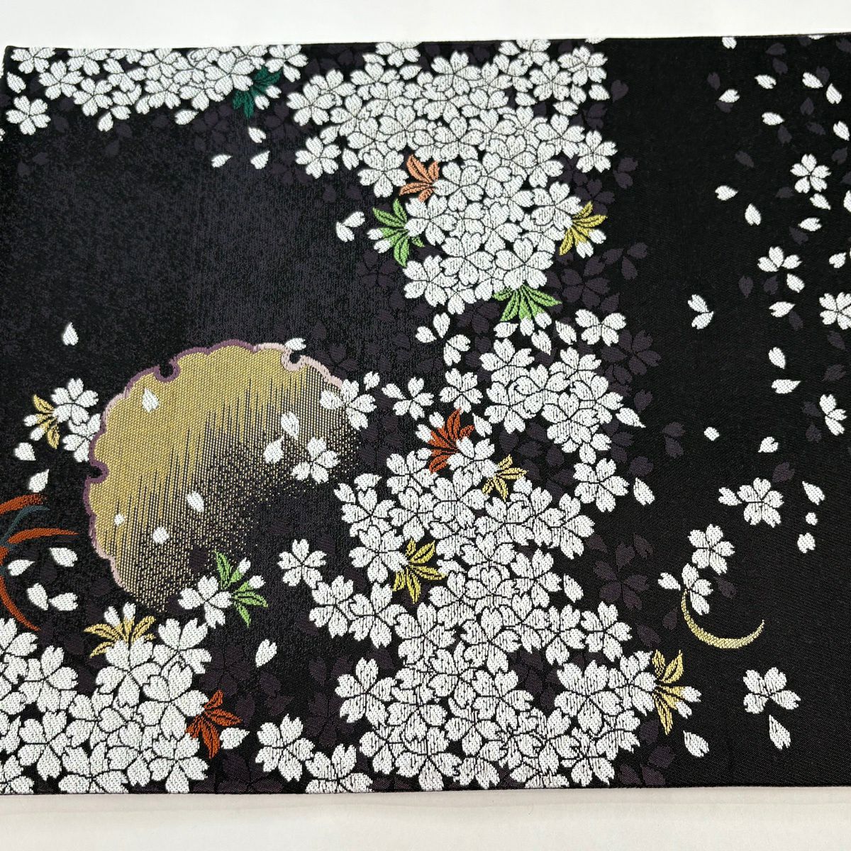【美品】 袋帶 逸品級 雪輪 隈取 金金箔 濃紫 六通 純蠶絲