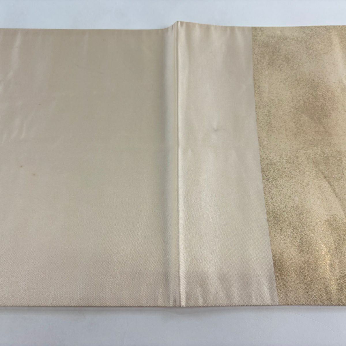 袋帶 逸品級 鳥 葉と実 金箔 米色 お太鼓柄 純蠶絲