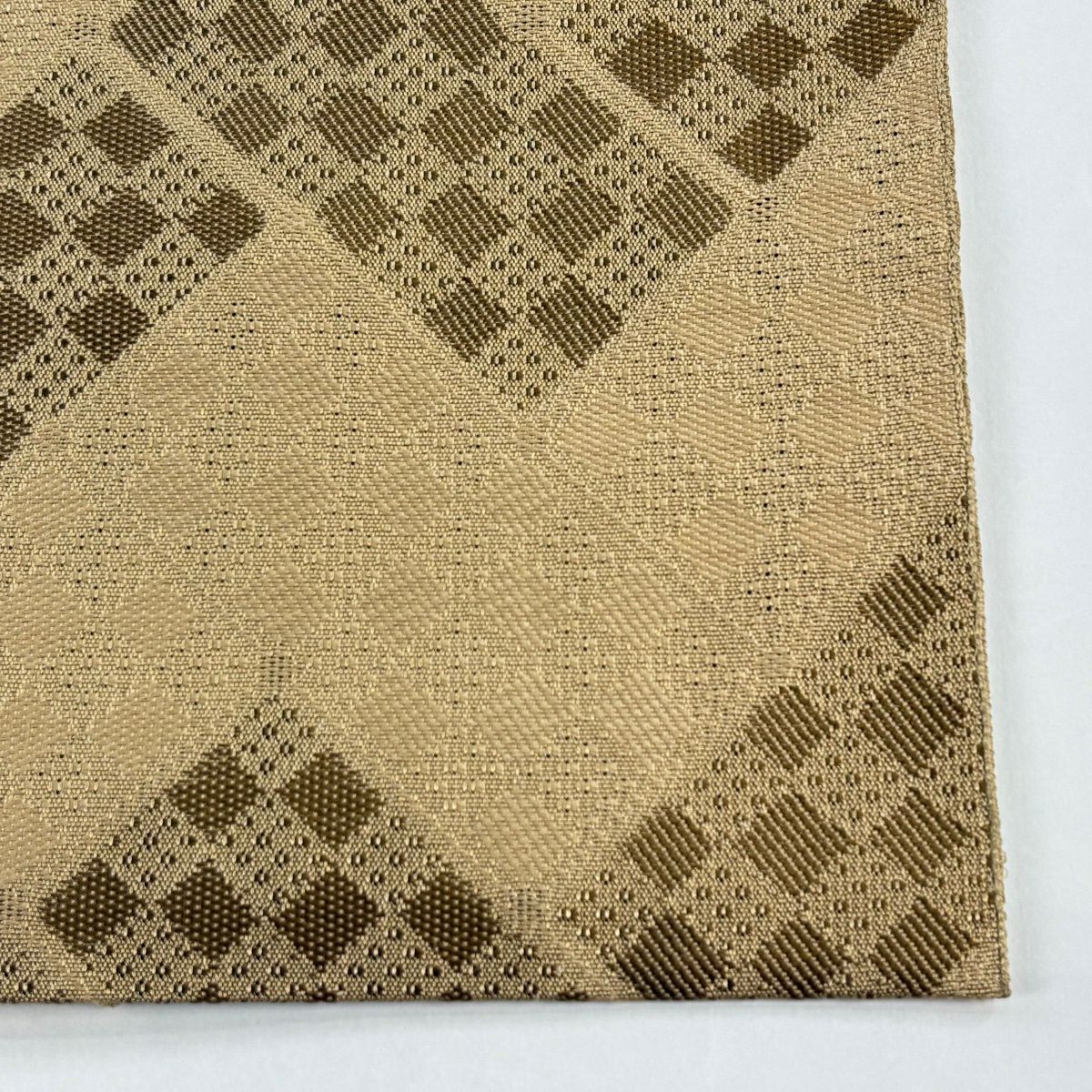 【美品】名古屋帶 逸品級 證書齊全 誠之輔 博多上布 博多織 八寸名古屋帶 松樹葉仕立 桧垣文 市松樹 淺米色 麻