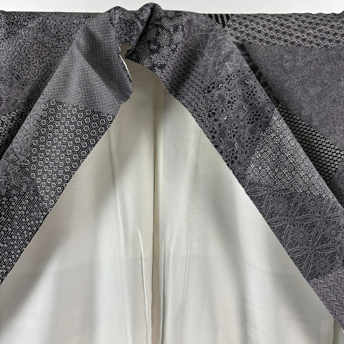 【美品】 江戶小紋 身長160cm 袖長65.5cm M 雙層 袋帶套裝 紬織織 小花 江戶小紋圖案 黑 純蠶絲 優品級