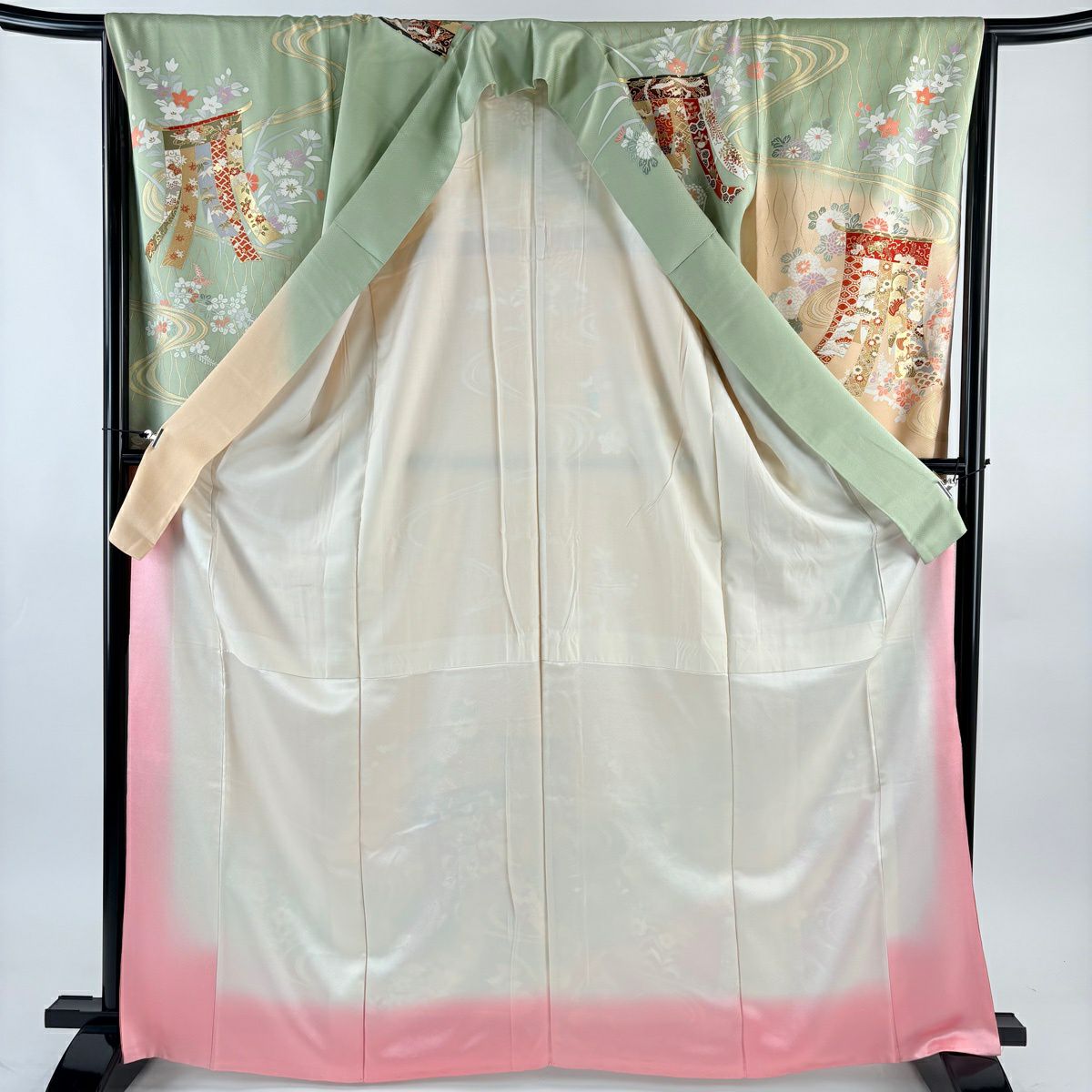 振袖禮服 身長166cm 袖長66.5cm M 雙層 幾帳 草花紋紋 金彩裝飾 染分 薄綠 純蠶絲 秀品級