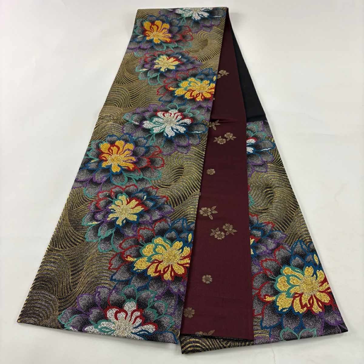 【美品】 袋帶 秀品級 花 波 金金箔 唐織 黑 六通 純蠶絲
